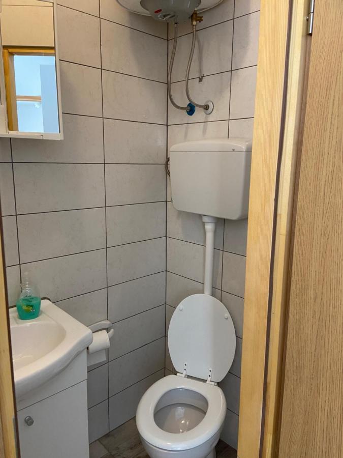 Appartamento Studio-Apartman Aurora Pola Esterno foto